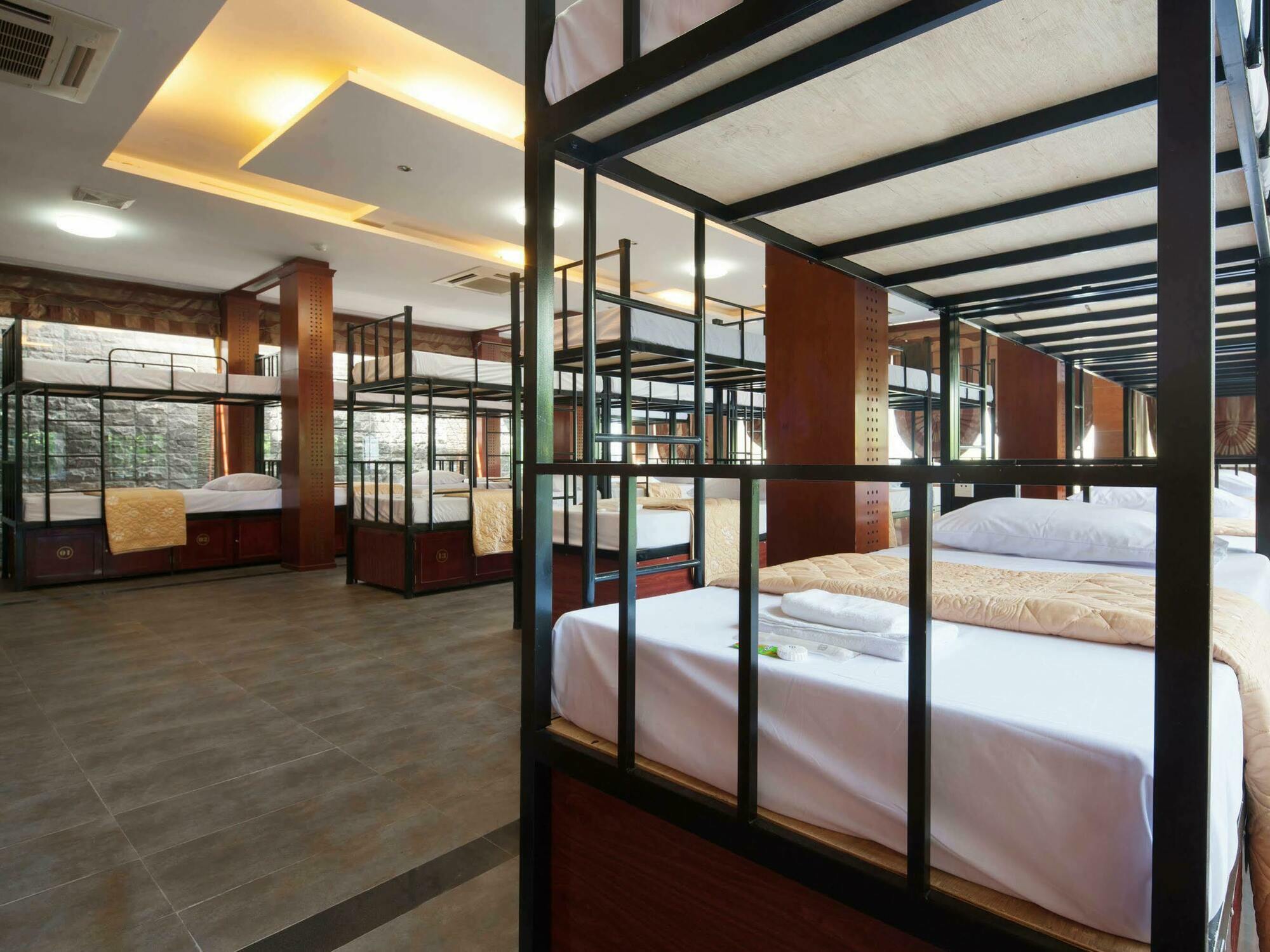 Catba Central Hostel Dong Khe Sau Extérieur photo